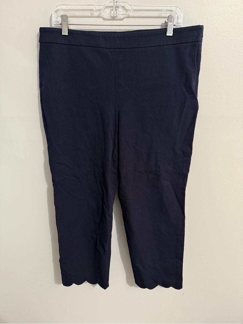 Talbots Pants Womens 14 Chatham Crop Scalloped Hem Side Zip Stretchy Capri